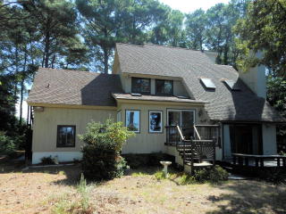 11490 Swan Dr, Machipongo, VA 23405-2447