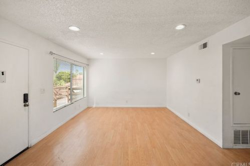 996 Citron St, Anaheim, CA 92805-1709