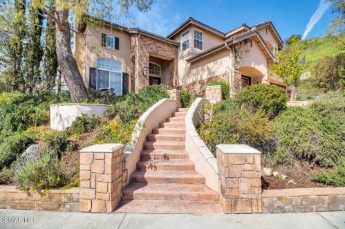 3911 Marks Rd, Calabasas, CA 91301-3649