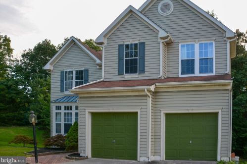 4 Raintree Ct, Erial, NJ 08081-4918