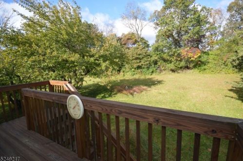 28 Francisco Dr, Fredon, NJ 07860-5330