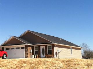 1833 Bertie St, Pigeon Forge, TN 37862-7011