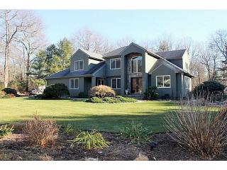 158 Glen Hill Dr, South Kingstown, RI 02874-1919