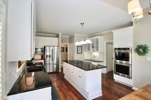 156 Wexford Ct, Stockbridge GA  30281-6306 exterior