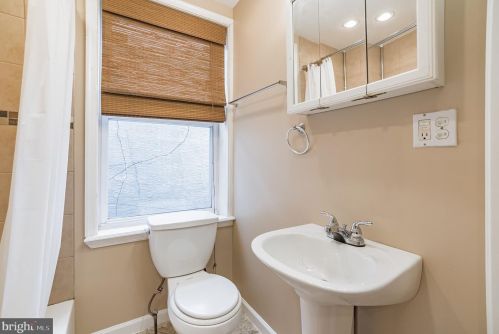 1241 20 St, Philadelphia PA 19146-4338 exterior