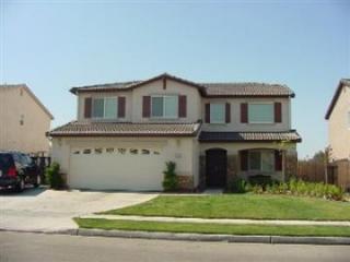 6194 Sussex Way, Fresno, CA 93727-7937