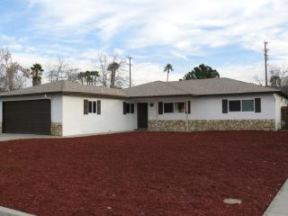 40633 Mulberry Dr, Hemet, CA 92544-7345