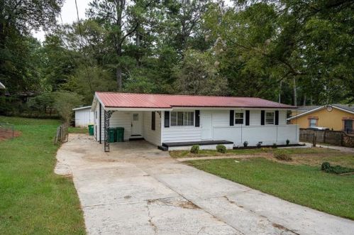 721 Conley Rd, Forest Park, GA 30297-1011