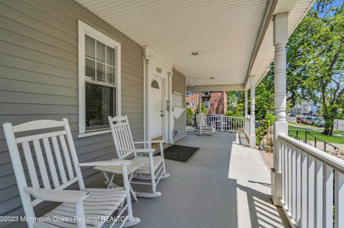 407 6th Ave, Tinton Falls, NJ 07712-5467