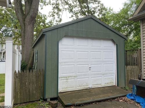 262 Lake Ave, Rahway, NJ 07065-4919