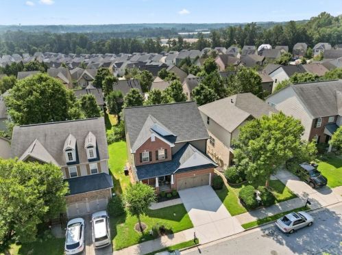 3845 Lake Sanctuary Way, Atlanta GA  30349-1898 exterior