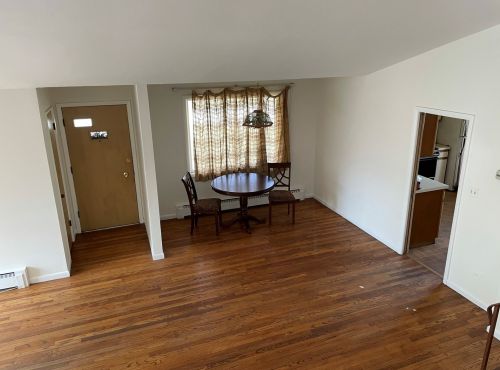 3403 Ralmark Ln, Glenview, IL 60026-1552