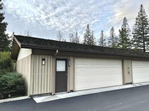 6047 Calle De Rico, San Jose, CA 95124-6543