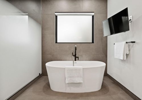 1575 Grant Rd, Los Altos CA  94024-6149 exterior