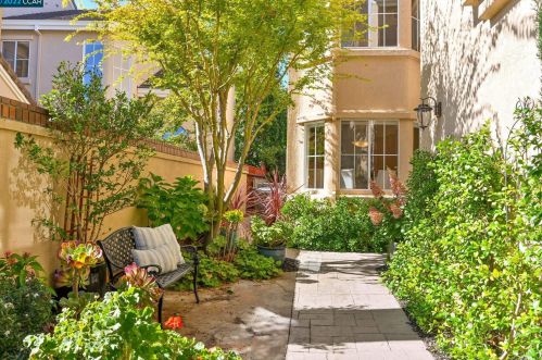 1351 Canyon Side Ave, San Ramon, CA 94582-4568