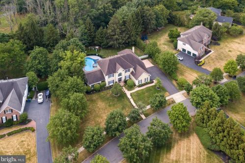 54 Ettl Cir, Princeton NJ  08540-2327 exterior