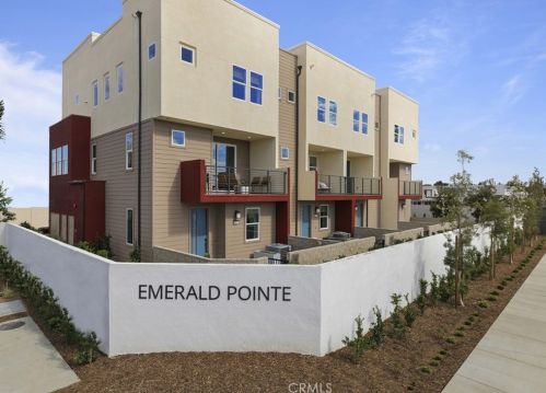 1693 Lincoln Ave, Anaheim CA  92801-5502 exterior