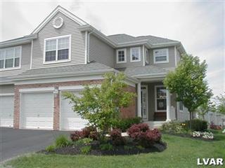 4321 Creek Rd, Allentown, PA 18104-3460