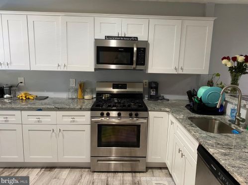 129 Whitman Ave, Stratford, NJ 08084-1007