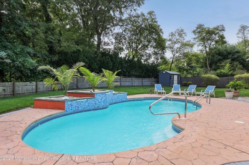 34 Barbara Ter, Middletown NJ 07748-1202 exterior