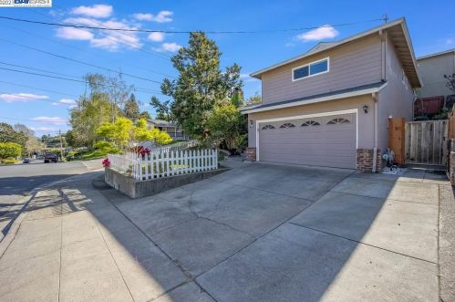 18309 Joseph Dr, Hayward, CA 94546-1305