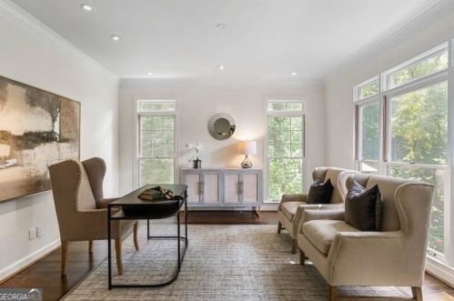 500 Highbrook Dr, Atlanta GA  30342-2319 exterior