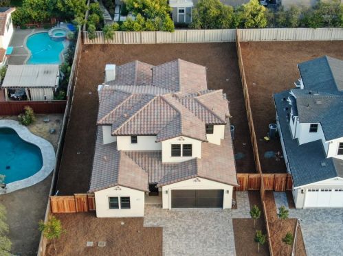 15632 Los Gatos Almaden Rd, Los Gatos, CA 95032-3801