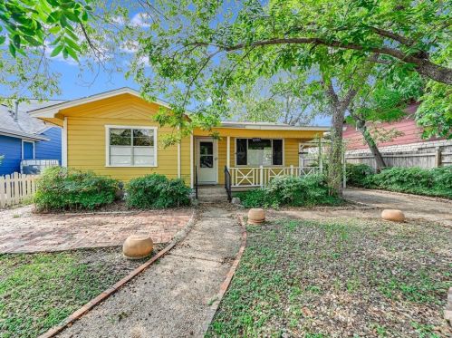 6107 Felix Ave, Austin TX  78741-3309 exterior