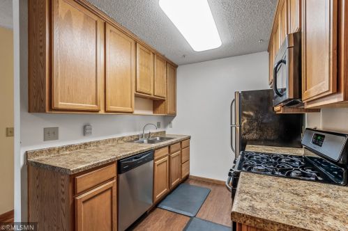 518 78th Ave, Minneapolis MN  55432-2704 exterior