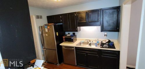 108 Country Park Dr, Smyrna GA  30080-8215 exterior