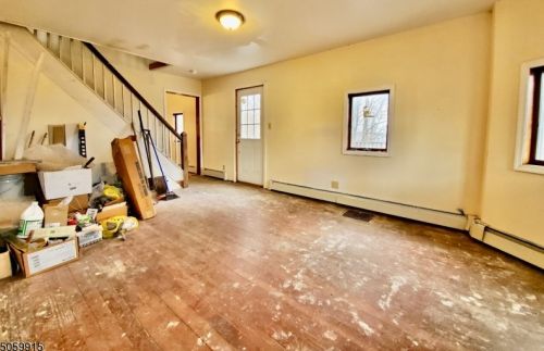 197 Owassa Tpke, Fredon, NJ 07860-4954