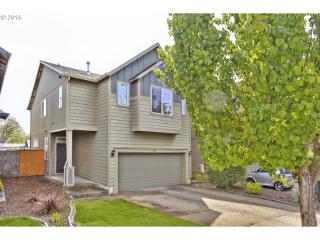 466 7th Ave, Cornelius, OR 97113-6945