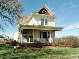 403 Avenue, Highland, KS 66035-4162