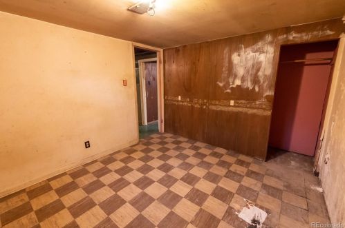 9055 Beechwood Dr, Denver CO  80229-4050 exterior