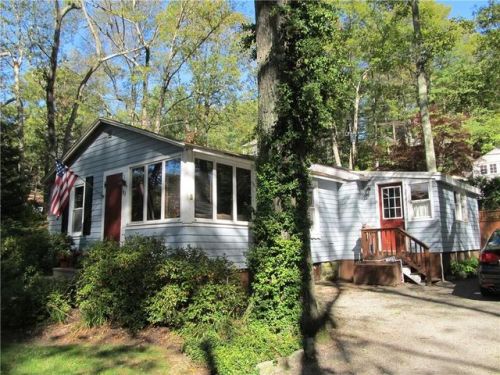 123 Spring Grove Rd, Glocester, RI 02814-4435