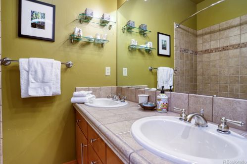 9421 63 Pl, Arvada CO  80004-5125 exterior