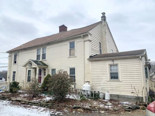 5 Valentine Rd, Pomfret Center, CT 06259-2113