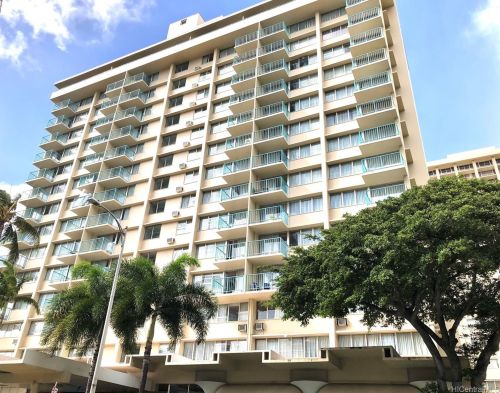 444 Kanekapolei St, Honolulu HI  96815-3038 exterior