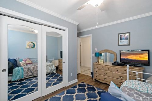 16975 Obsidian Dr, Riverside CA  92508-9407 exterior
