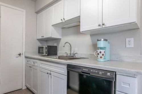 2614 University Dr, Nacogdoches, TX 75965-2966