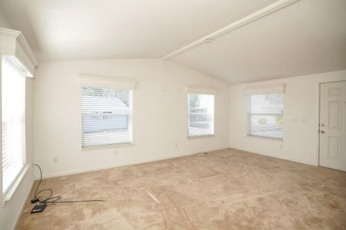 60 Saxton Cir, Citrus Heights, CA 95621-0263