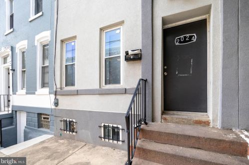 2024 8th St, Philadelphia PA  19122-1304 exterior