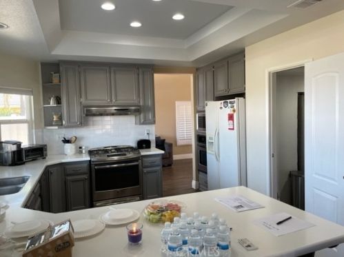 3237 Rainforest Dr, Riverside CA  92503-0825 exterior