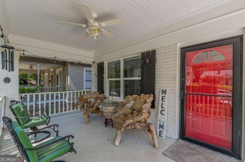1339 Elizabeth Ln, Atlanta GA  30344-1724 exterior