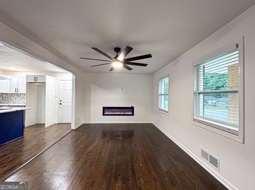 180 Lydia Dr, Atlanta GA  30315-8416 exterior
