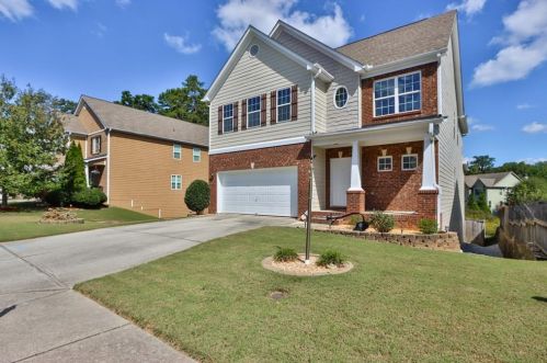 2250 Copper Trail Ln, Buford, GA 30519-4665