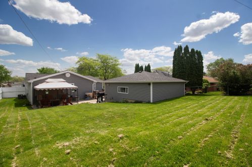 16710 93rd Ave, Tinley Park, IL 60487-6026