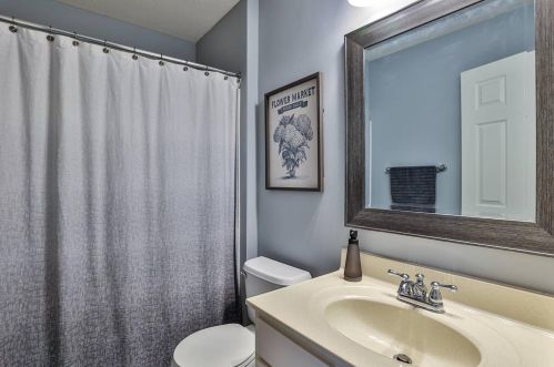 7263 English Dr, Cincinnati OH  45244-3147 exterior
