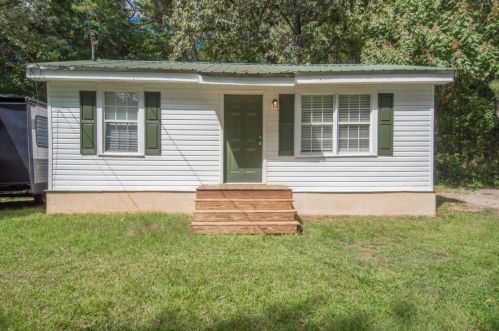 1039 Mount Carmel Rd, Newnan, GA 30263-4215