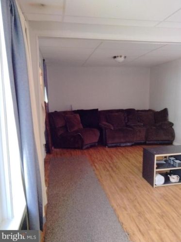 306 Ridge St, Harrisburg, PA 17113-1844